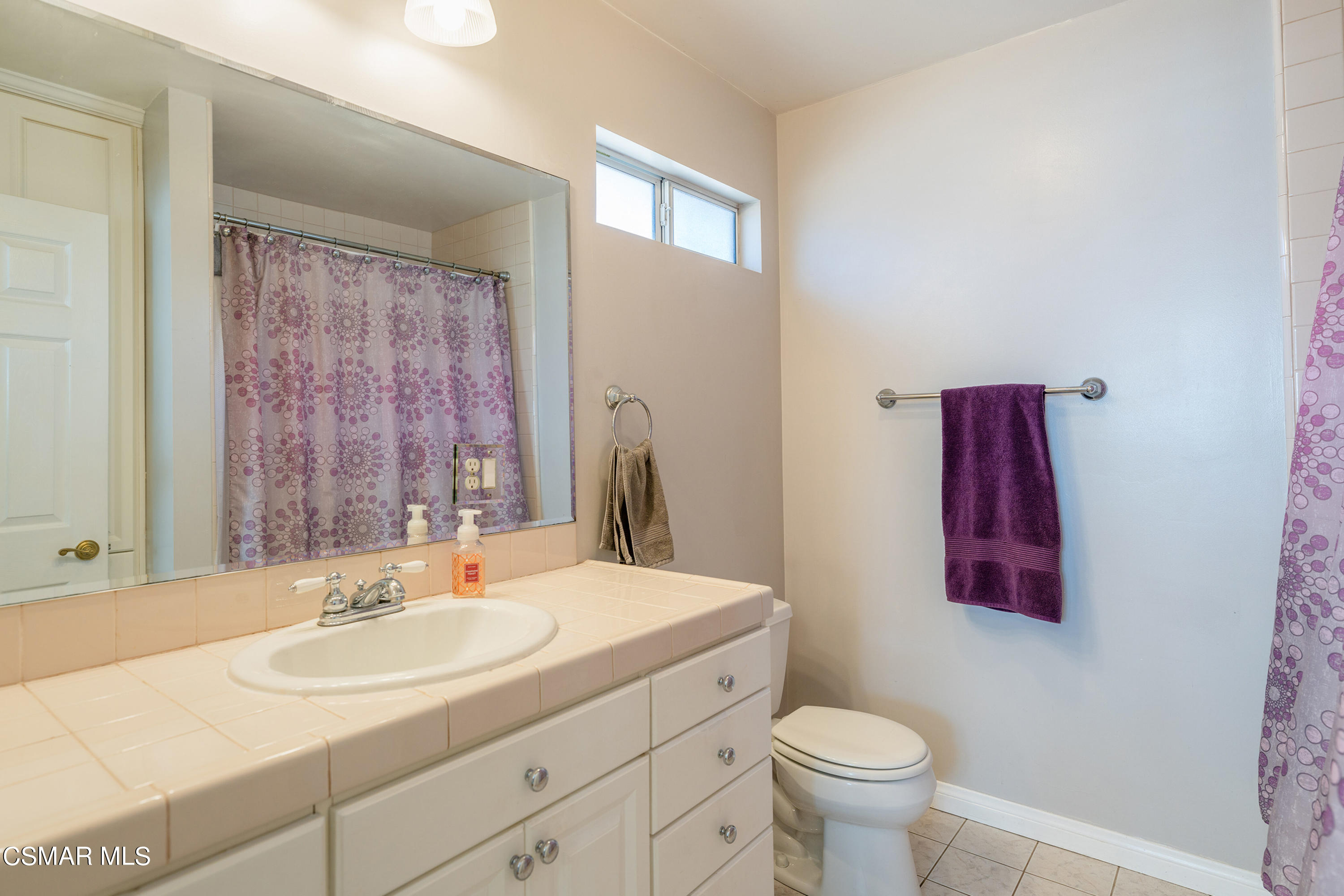 305 West Roderick Avenue Oxnard, CA 93030 - Photo 12 of 18 Roderick masterbath