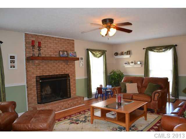 1668 Heatherhill Road Rock Hill, SC 29732 - Photo 3 of 13 Gallery Image 3