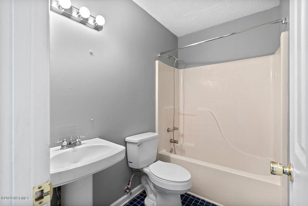 303 Paddock Place Jacksonville, NC 28546 - Photo 11 of 17 IMG_9956