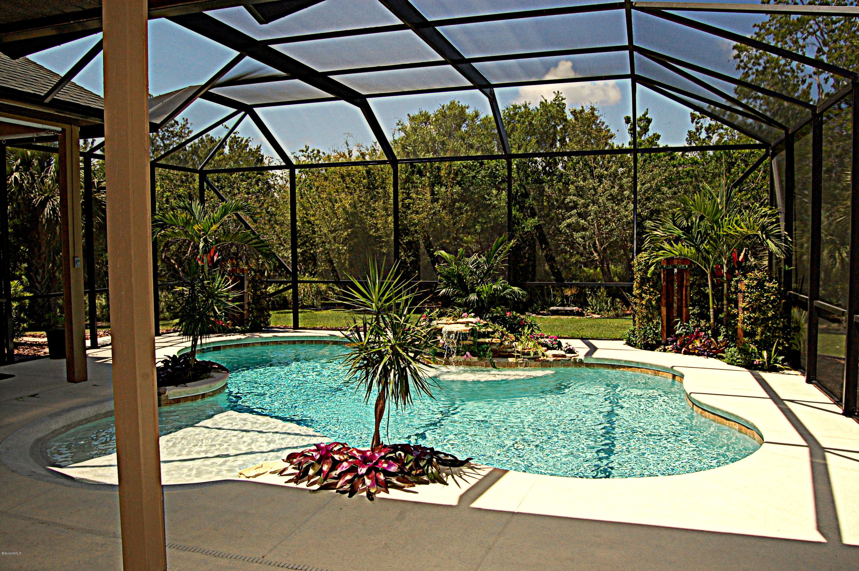 3880 Shady Run Road Melbourne, FL 32934 - Photo 2 of 41 Your Own Tropical Oasis!
