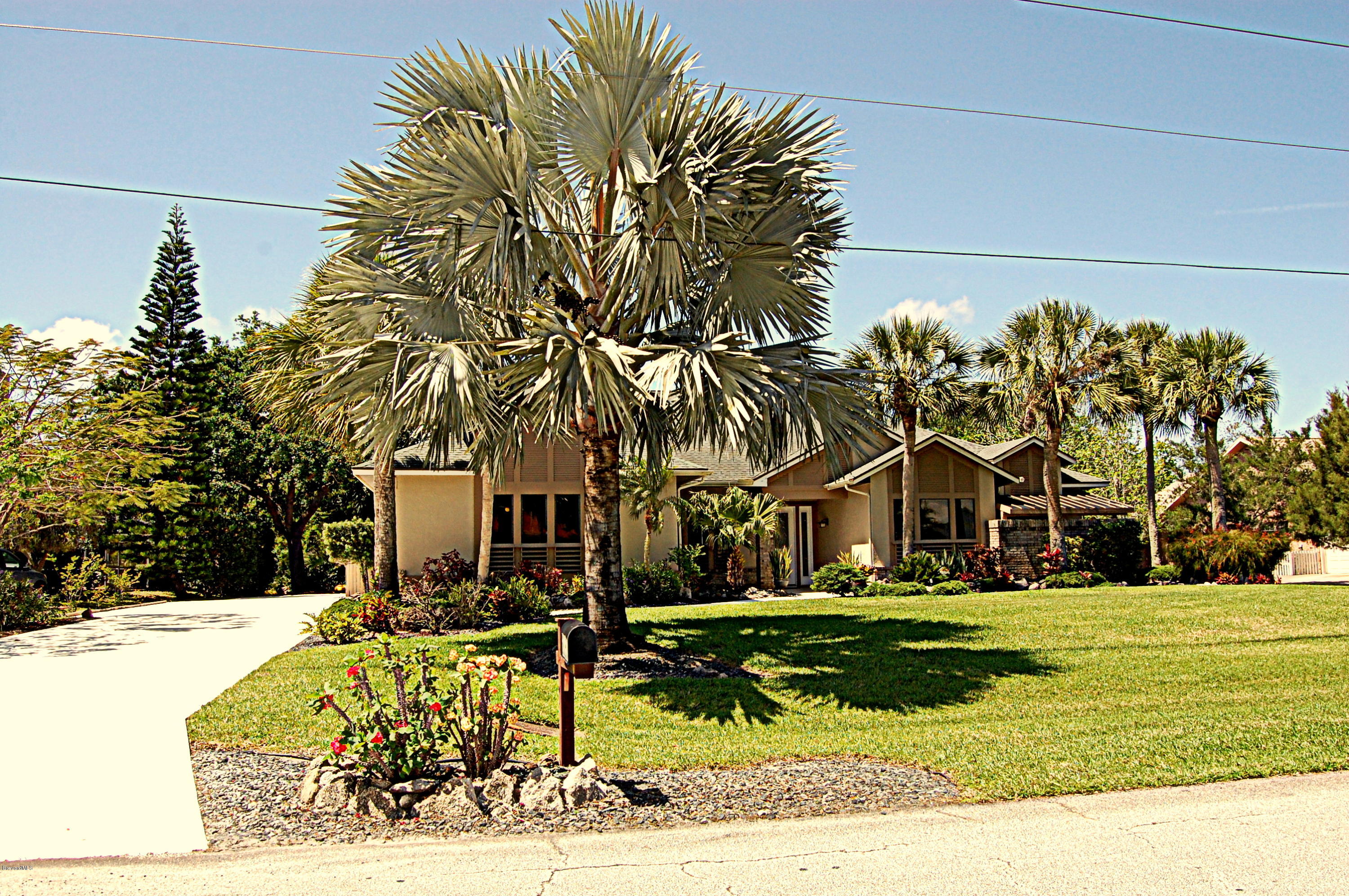 3880 Shady Run Road Melbourne, FL 32934 - Photo 40 of 41 Newly Re-surfaced driveway too!