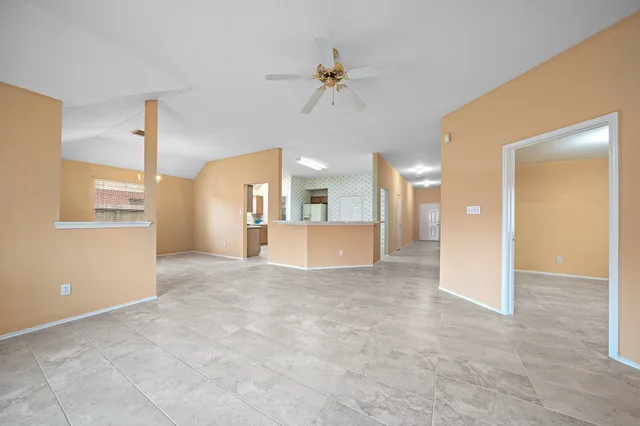 $2,400 | 9135 Reagan Meadow Court, Houston, TX 77064