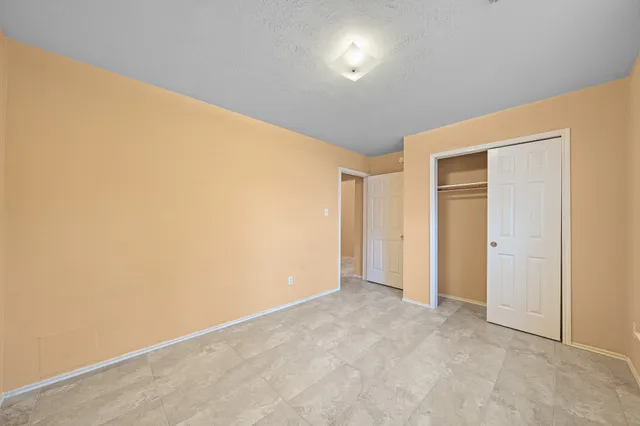 $2,400 | 9135 Reagan Meadow Court, Houston, TX 77064