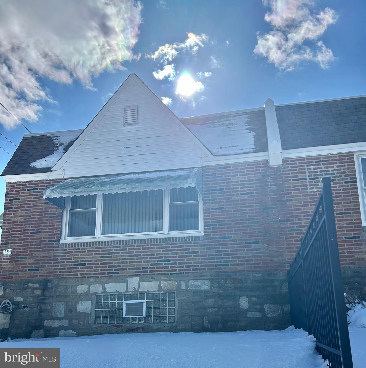 1734 Strahle Street Philadelphia, PA 19152 - Photo 3 of 23