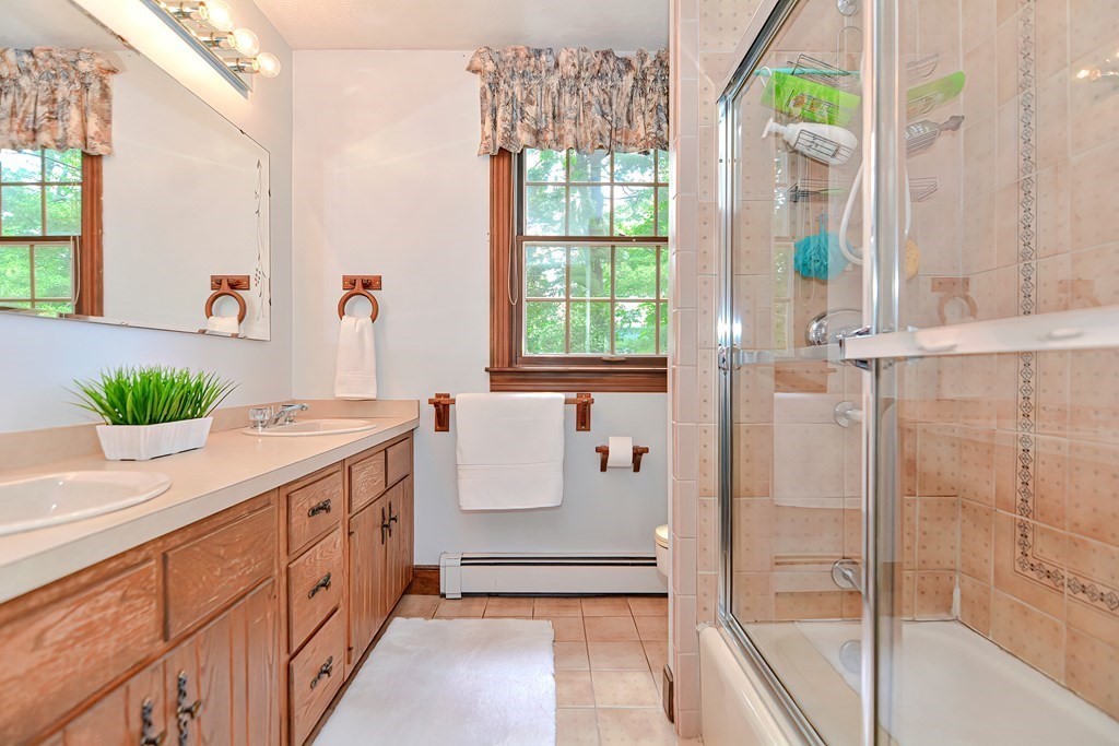 26 Parkvale Road Needham, MA 02492 - Photo 19 of 27 Gallery Image 19