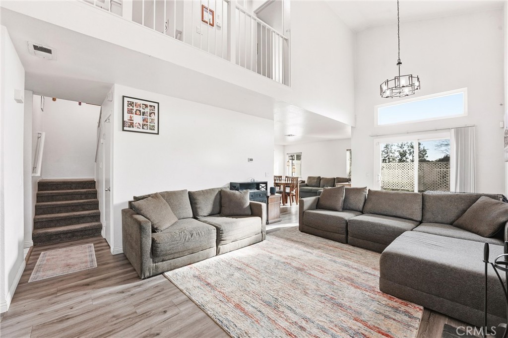7639 Hillhurst Drive Riverside, CA 92508 - Photo 5 of 54