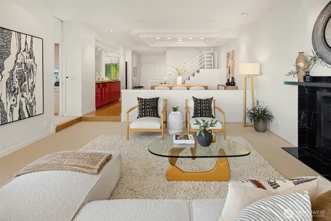 $2,480,000 | 3903 48th Avenue South, Seattle, WA 98118