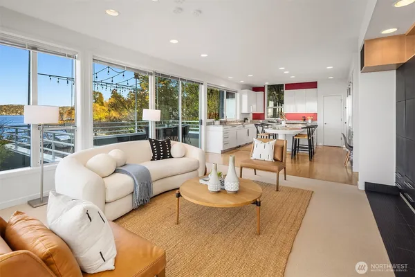 $2,480,000 | 3903 48th Avenue South, Seattle, WA 98118