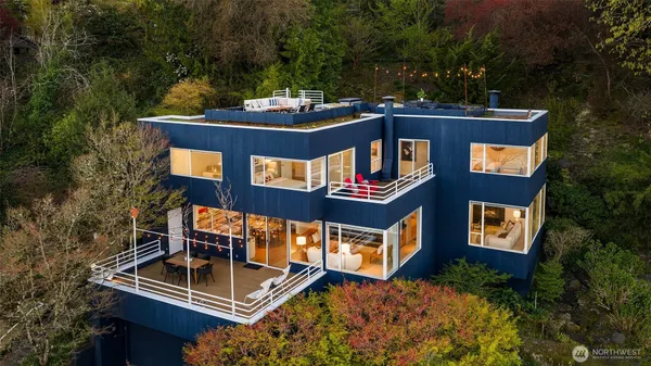 $2,480,000 | 3903 48th Avenue South, Seattle, WA 98118