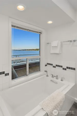 $2,480,000 | 3903 48th Avenue South, Seattle, WA 98118