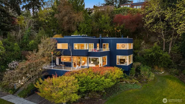 $2,480,000 | 3903 48th Avenue South, Seattle, WA 98118