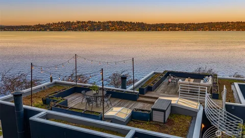 $2,480,000 | 3903 48th Avenue South, Seattle, WA 98118