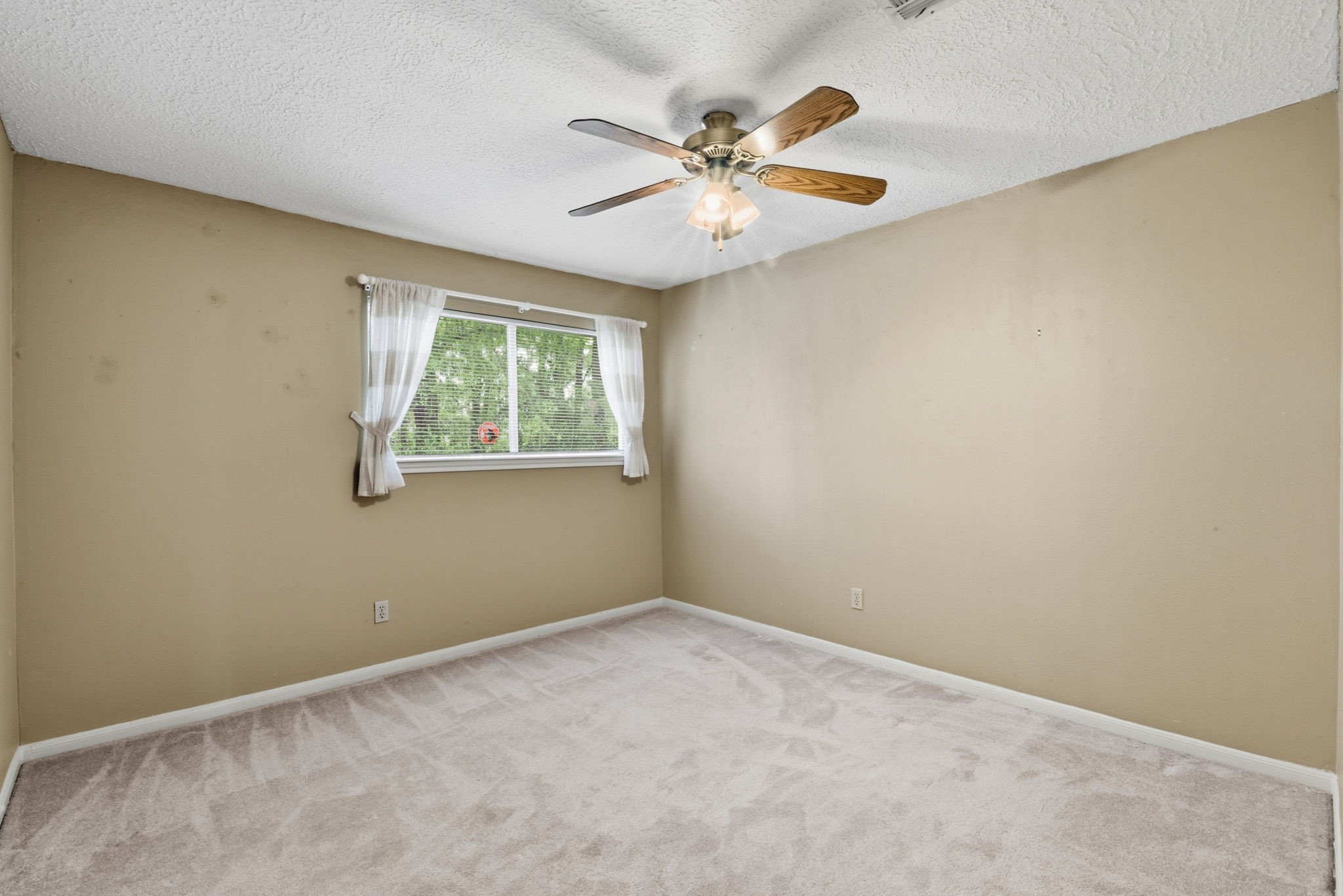 17711 Rustington Drive Spring, TX 77379 - Photo 22 of 38