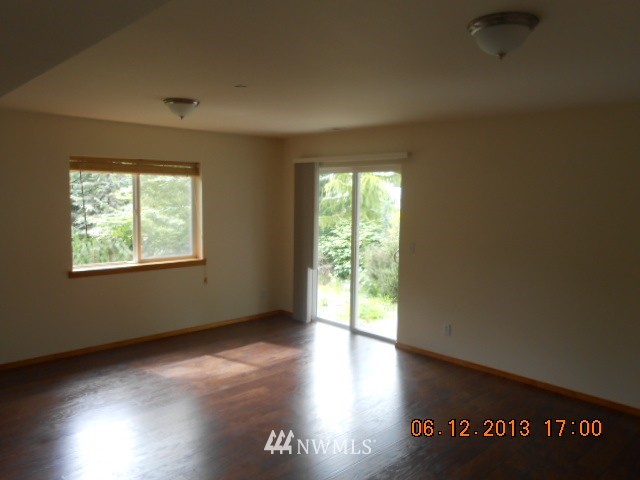 7510 Upper Ridge Road Everett, WA 98203 - Photo 13 of 15