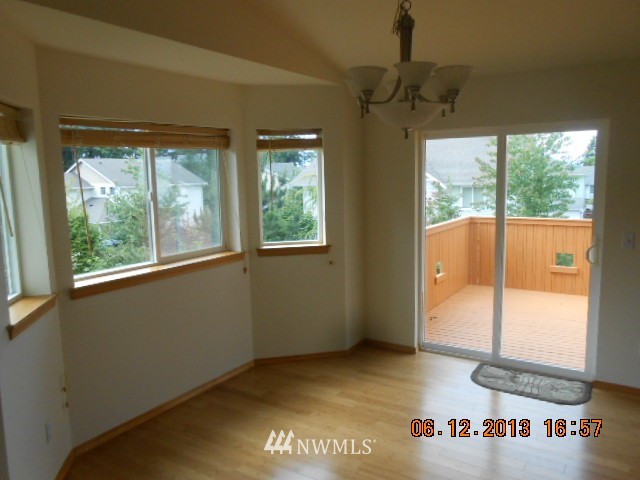 7510 Upper Ridge Road Everett, WA 98203 - Photo 4 of 15