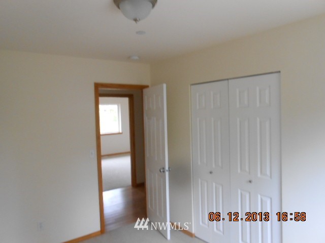 7510 Upper Ridge Road Everett, WA 98203 - Photo 8 of 15