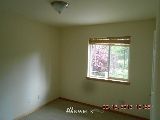 7510 Upper Ridge Road Everett, WA 98203 - Photo 9 of 15