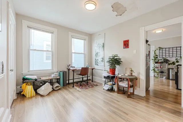 $3,500 | 19 Linden Street, Unit 3, Somerville, MA 02143