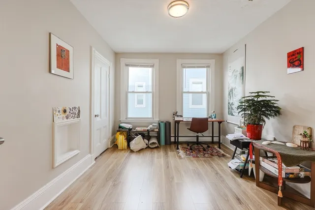 $3,500 | 19 Linden Street, Unit 3, Somerville, MA 02143