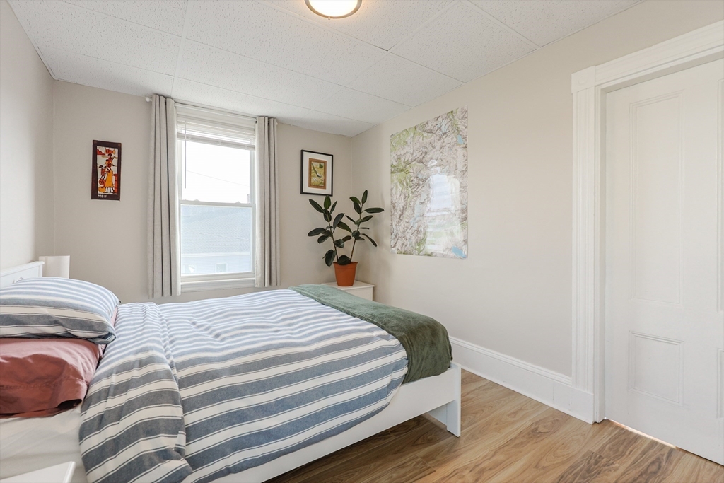 19 Linden Street, Unit 3 Somerville, MA 02143 - Photo 24 of 33