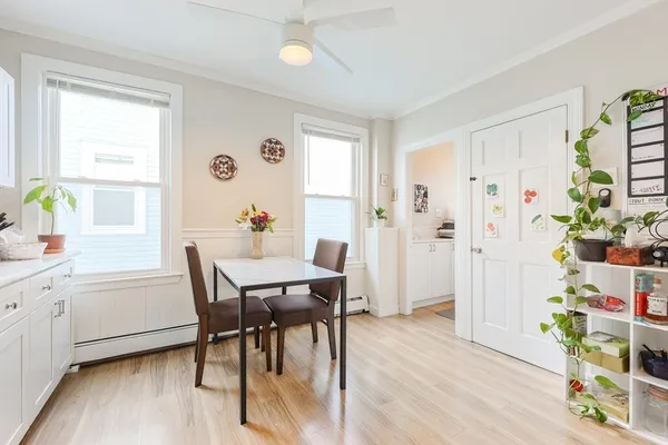 $3,350 | 19 Linden Street, Unit 3, Somerville, MA 02143