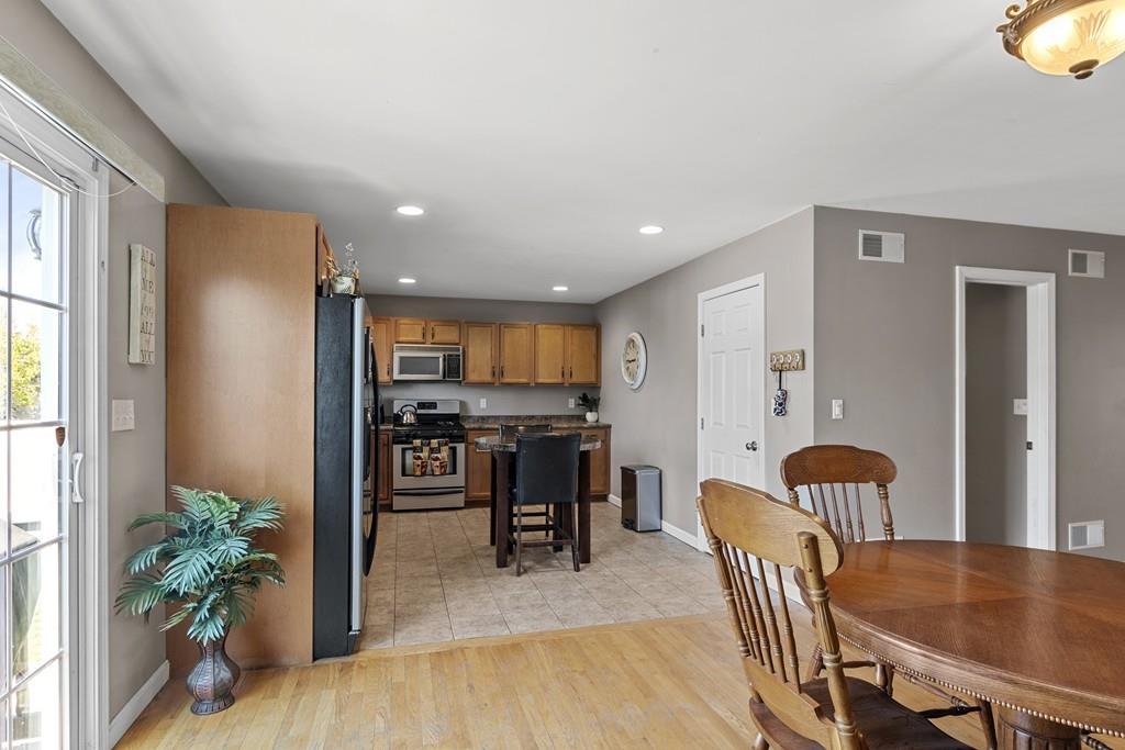 227 Cambridge Street Fall River, MA 02721 - Photo 7 of 27 Gallery Image 7
