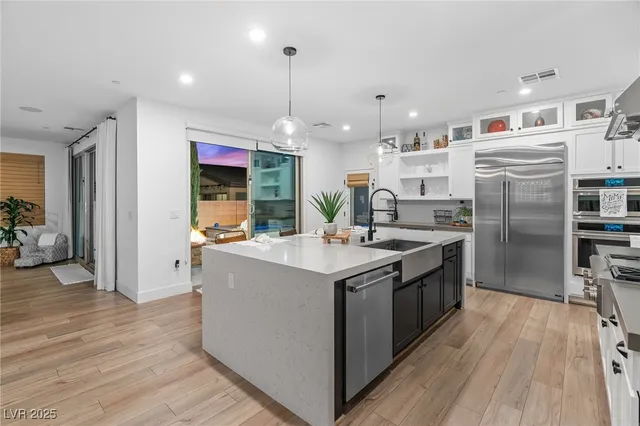 $1,100,000 | 2710 Marchetti Place, Henderson, NV 89044