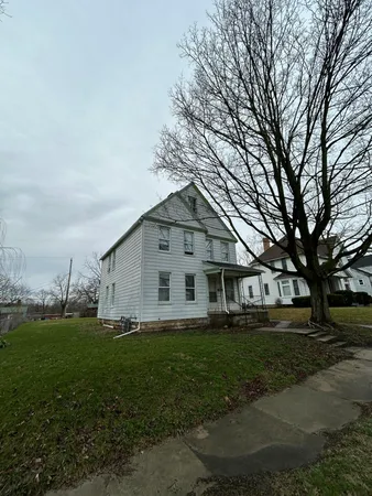 $195,900 | 605 North Detroit Street, Bellefontaine, OH 43311