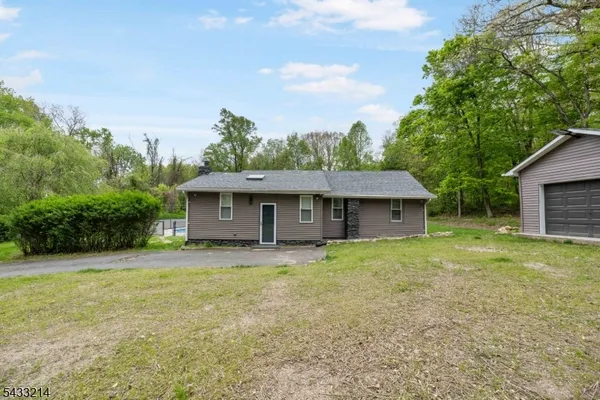 $525,000 | 17 Carr Lane, Wharton, NJ 07885