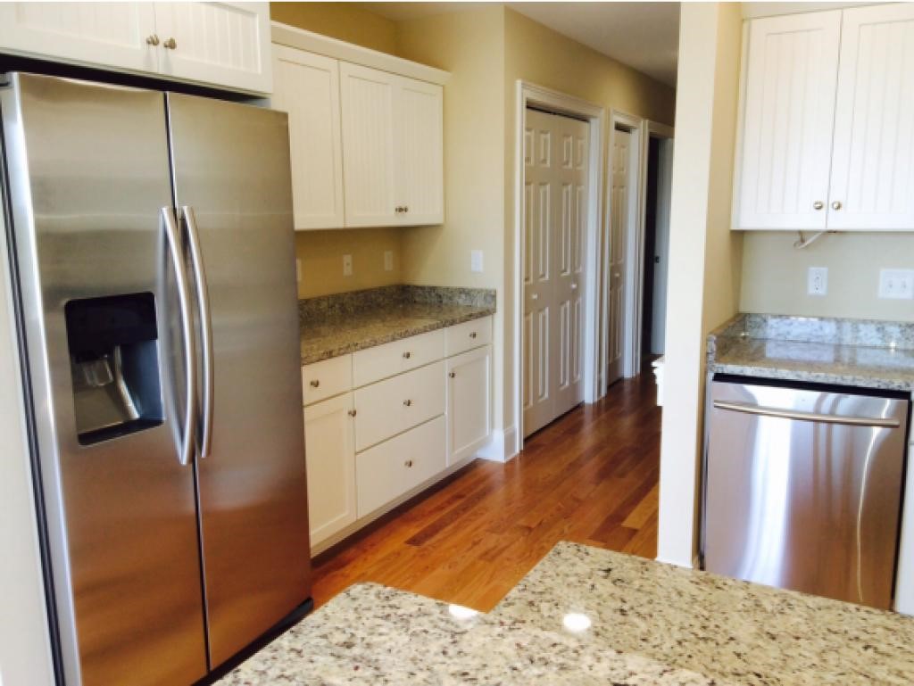 580 Winnacunnet Road, Unit 206 Hampton, NH 03842 - Photo 5 of 9