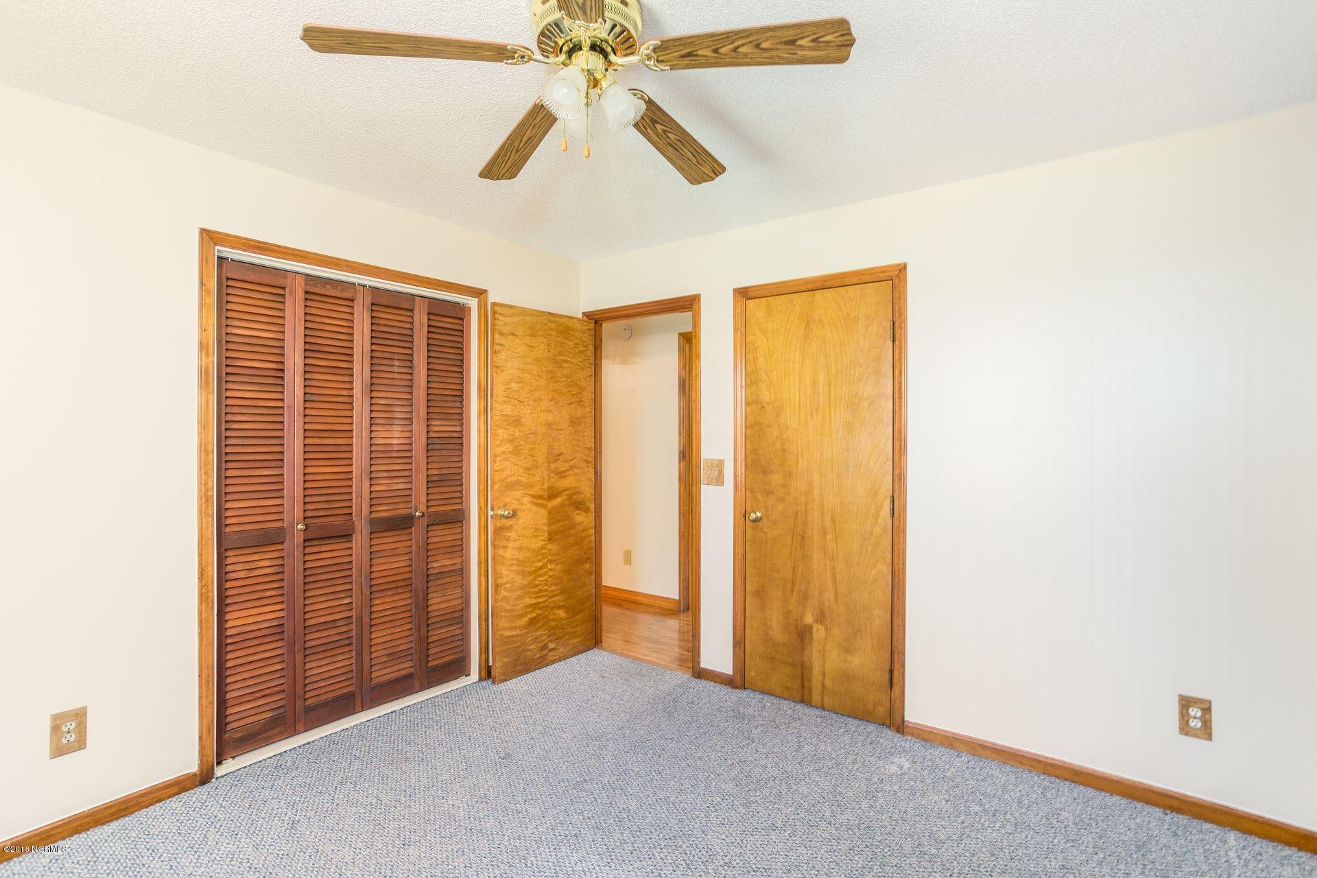 12383 Ashton Road Rocky Point, NC 28457 - Photo 16 of 29 14