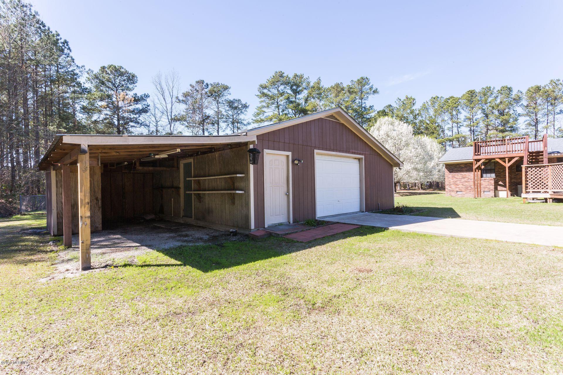 12383 Ashton Road Rocky Point, NC 28457 - Photo 21 of 29 19