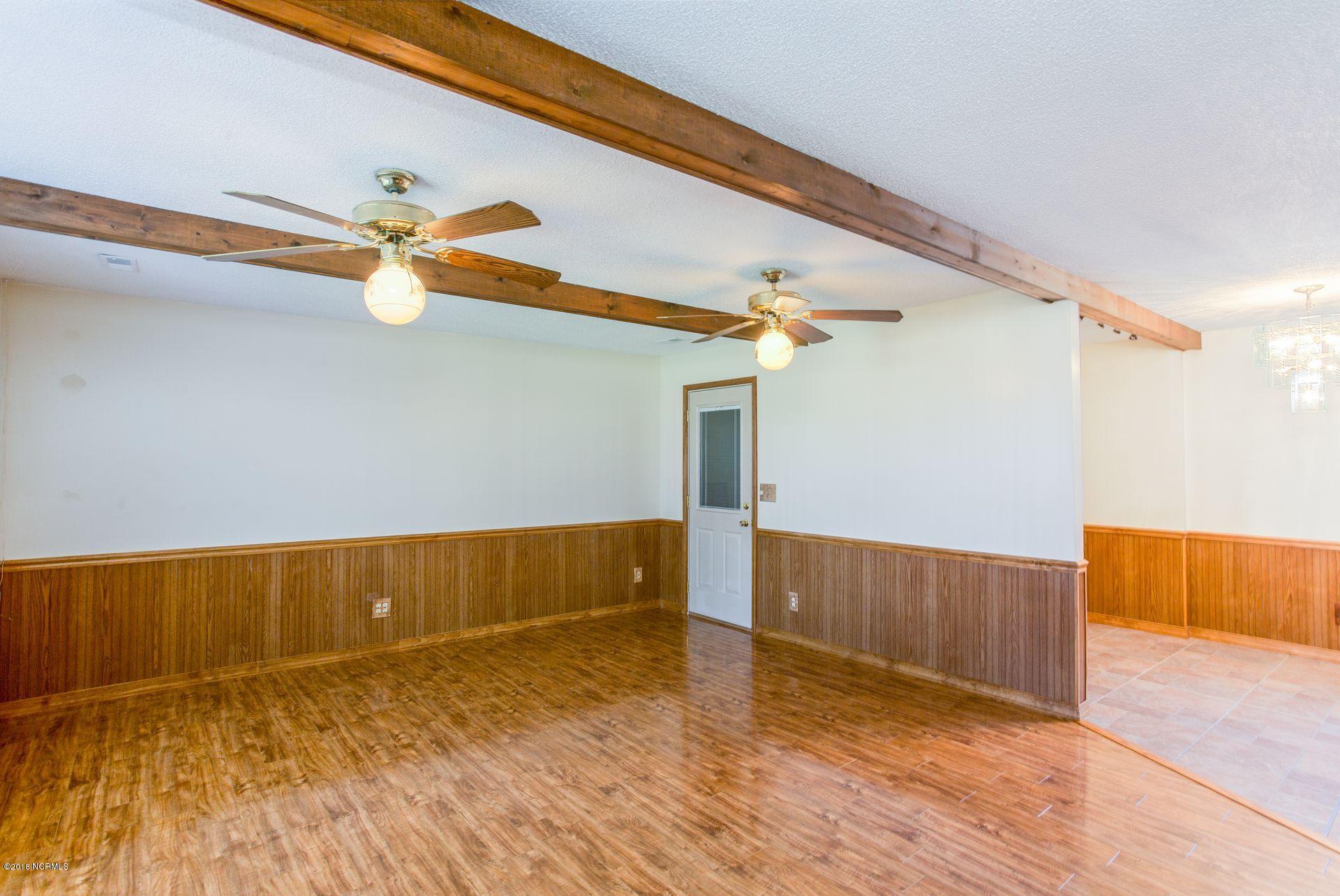 12383 Ashton Road Rocky Point, NC 28457 - Photo 6 of 29 4