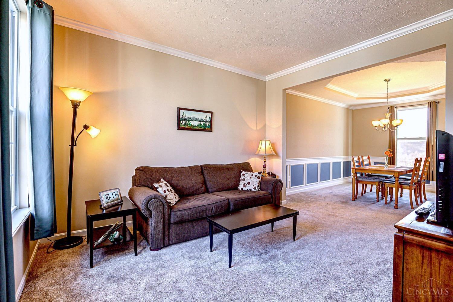 7219 Hunters Ridge Lane Cincinnati, OH 45247 - Photo 12 of 43 Gallery Image 12