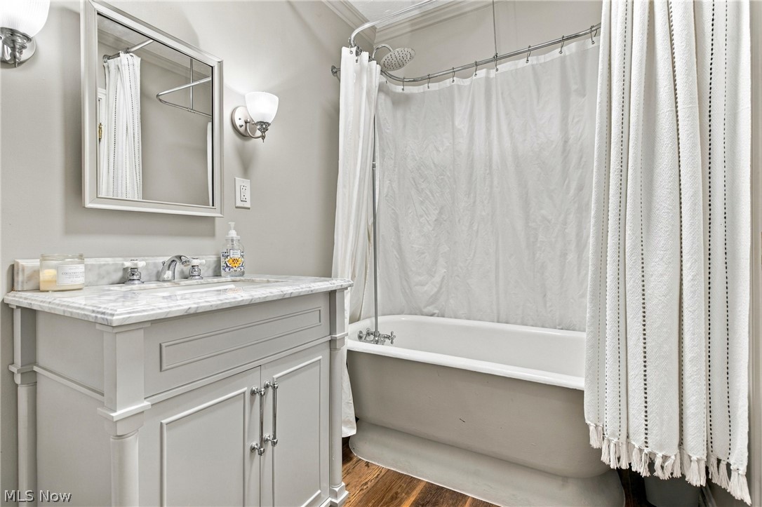 8145 Chagrin Road Chagrin Falls, OH 44023 - Photo 20 of 39 2nd full bath