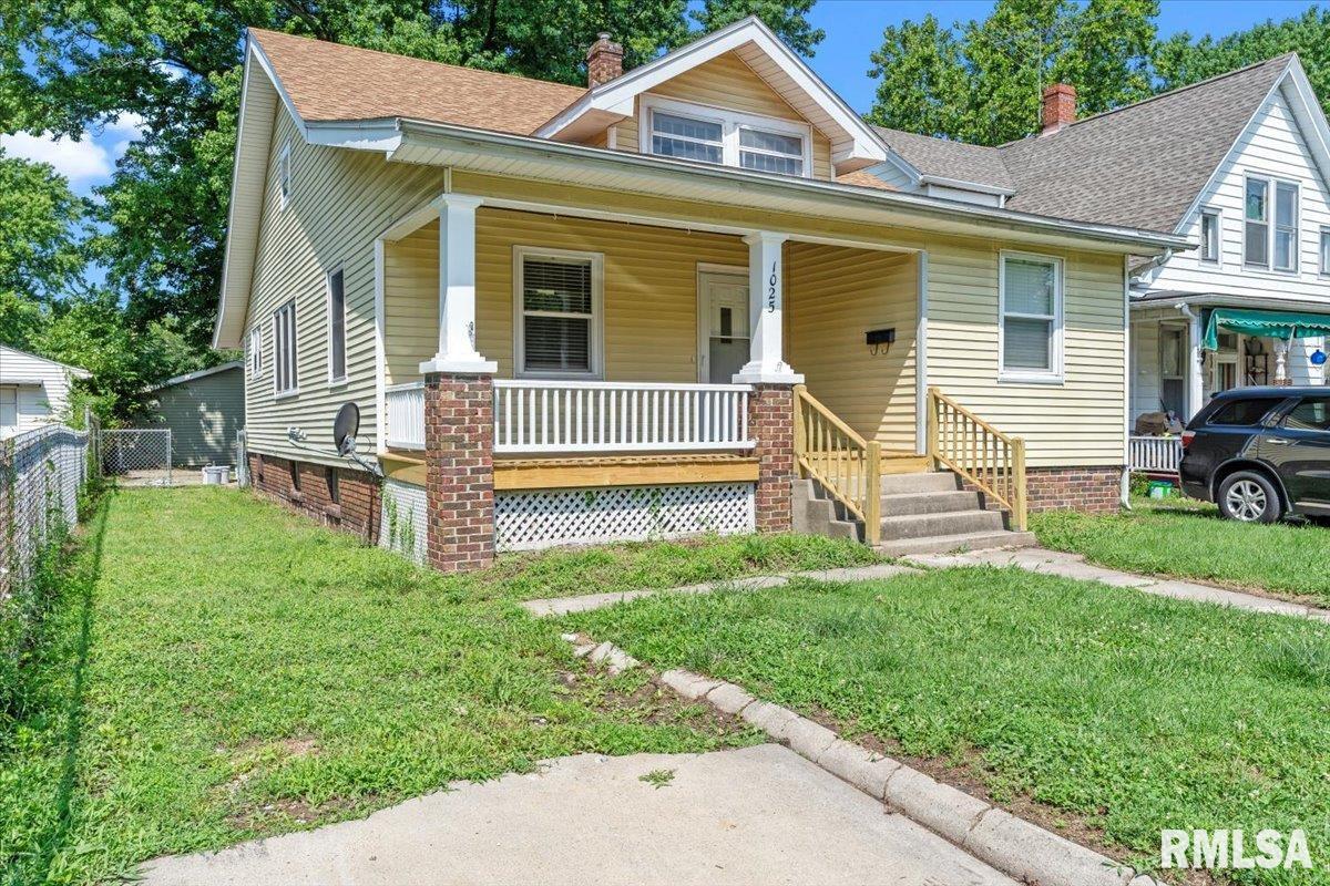 1025 North Walnut Street Springfield, IL 62702 - Photo 4 of 33