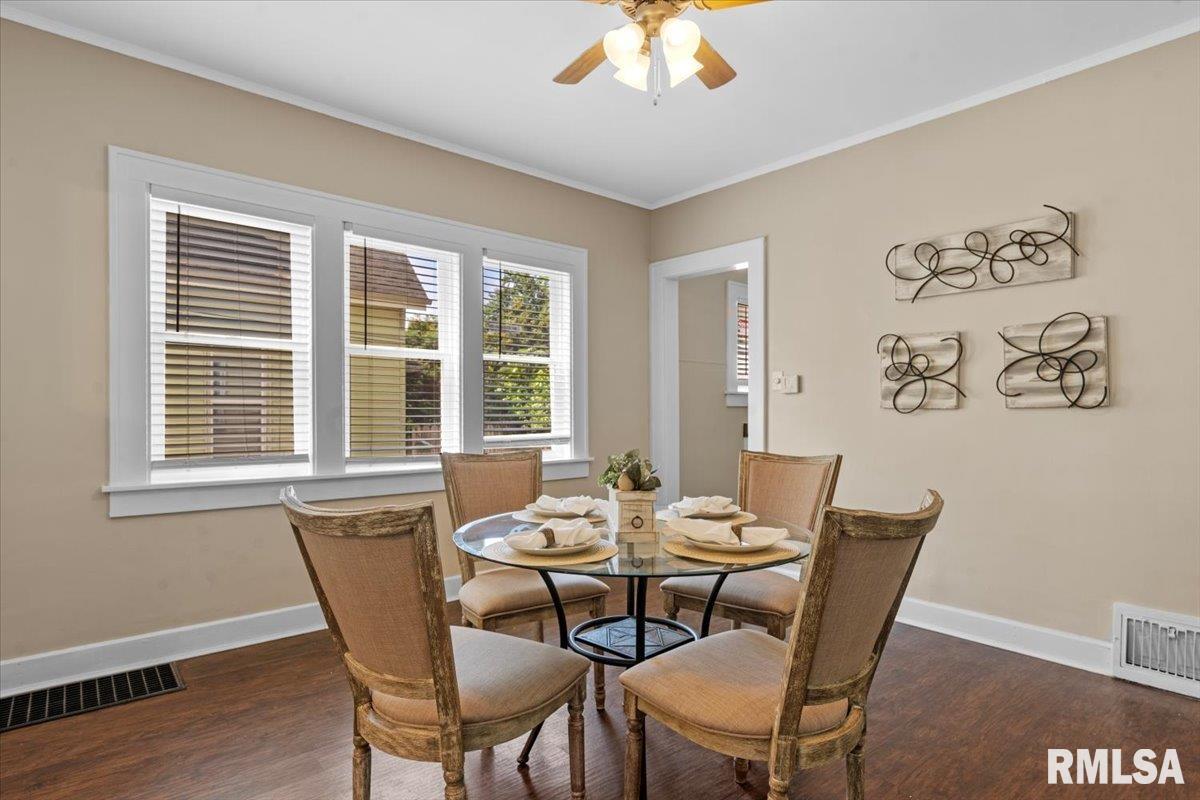 1025 North Walnut Street Springfield, IL 62702 - Photo 9 of 33