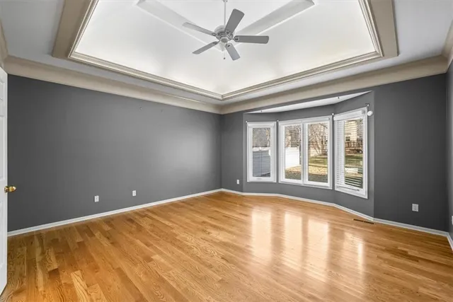 $455,000 | 723 Northwest High Point Drive, Lee's Summit, MO 64081