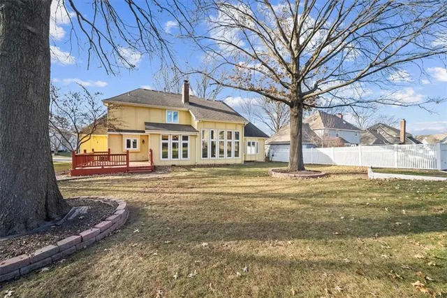 $455,000 | 723 Northwest High Point Drive, Lee's Summit, MO 64081