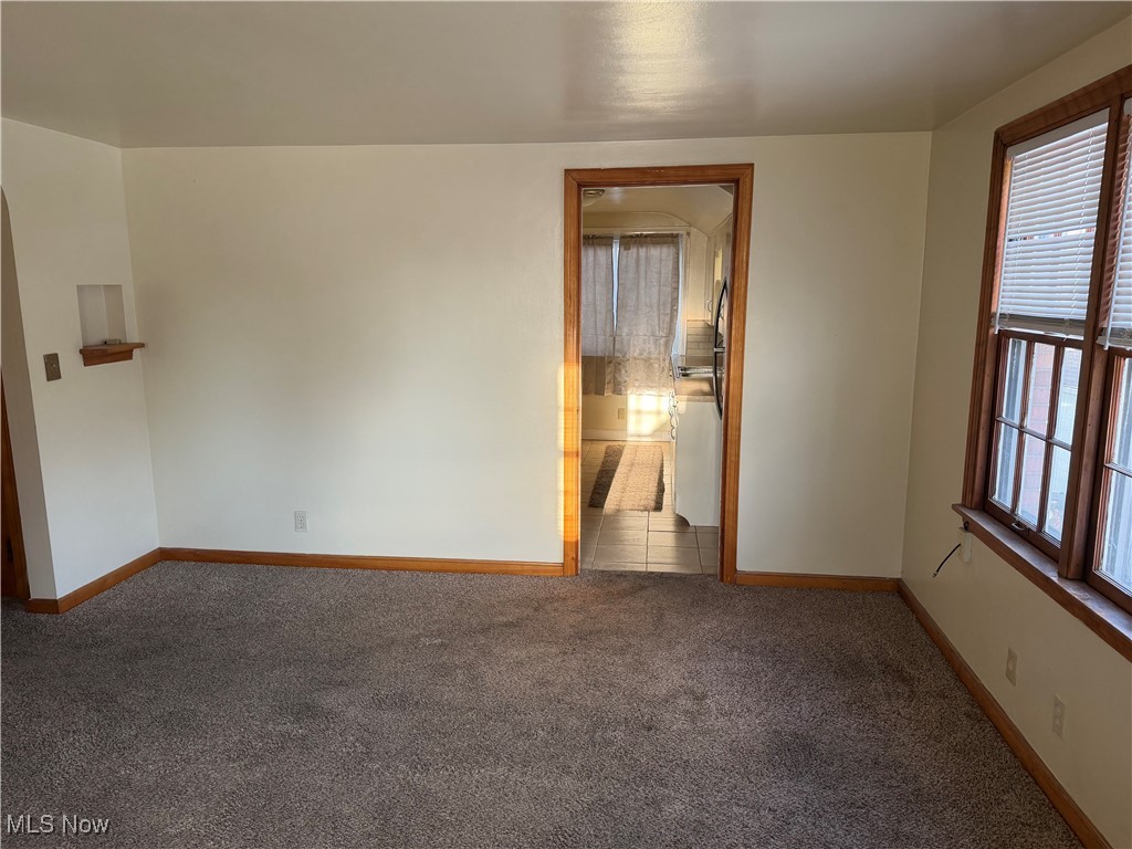 427 Butler Road Northeast Warren, OH 44483 - Photo 21 of 38 Gallery Image 21