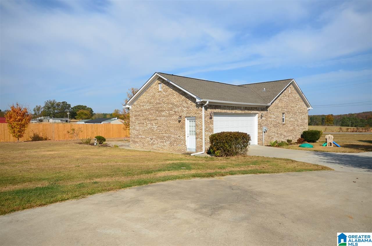 322 Mardis Point Road Joppa, AL 35087 - Photo 7 of 38