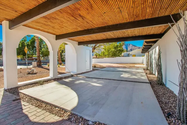 $950,000 | 2788 East Via Escuela, Palm Springs, CA 92262