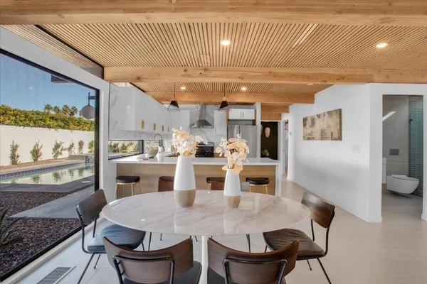 $950,000 | 2788 East Via Escuela, Palm Springs, CA 92262