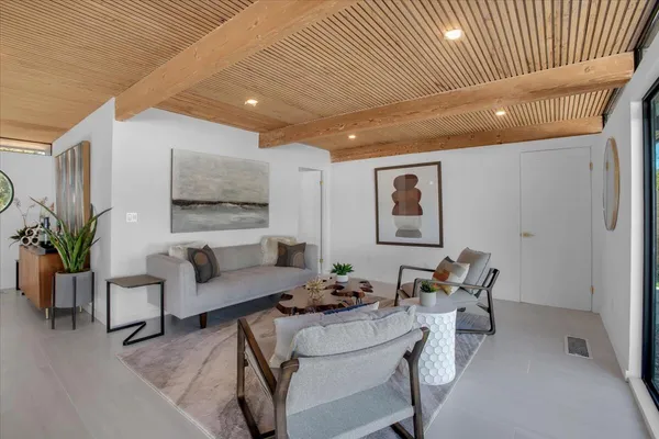 $950,000 | 2788 East Via Escuela, Palm Springs, CA 92262