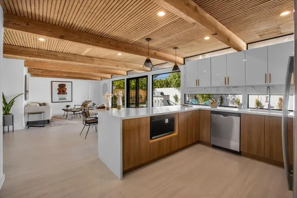 $950,000 | 2788 East Via Escuela, Palm Springs, CA 92262