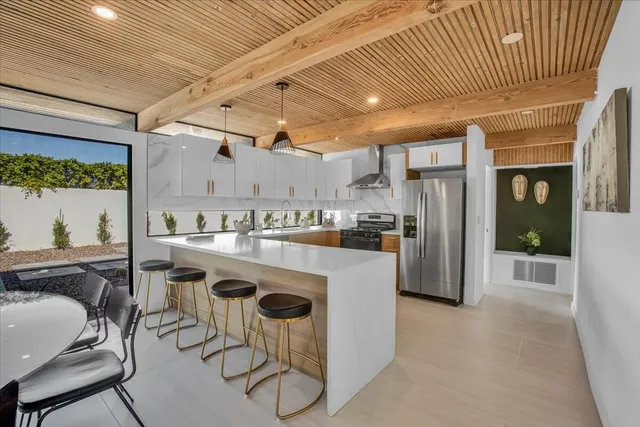 $950,000 | 2788 East Via Escuela, Palm Springs, CA 92262