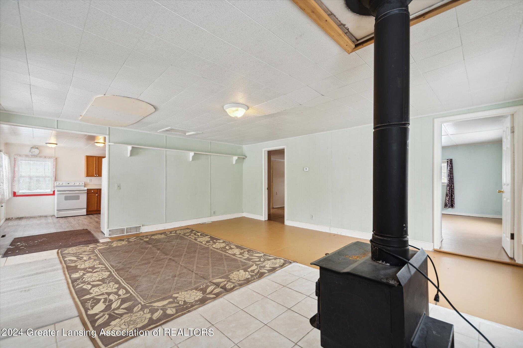 469 North Eifert Road Mason, MI 48854 - Photo 6 of 33 06-469-N-Eifert-Rd-Mason-MI-48854-Window