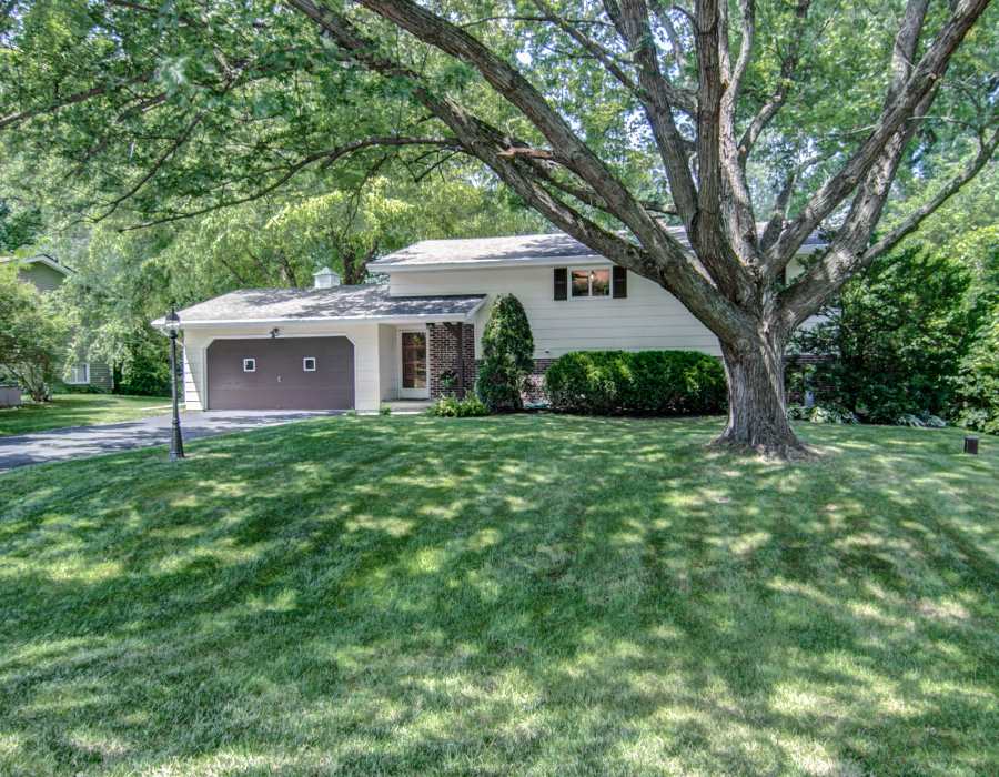 5222 Lakecrest Road Caledonia, IL 61011 - Photo 2 of 25 Gallery Image 2