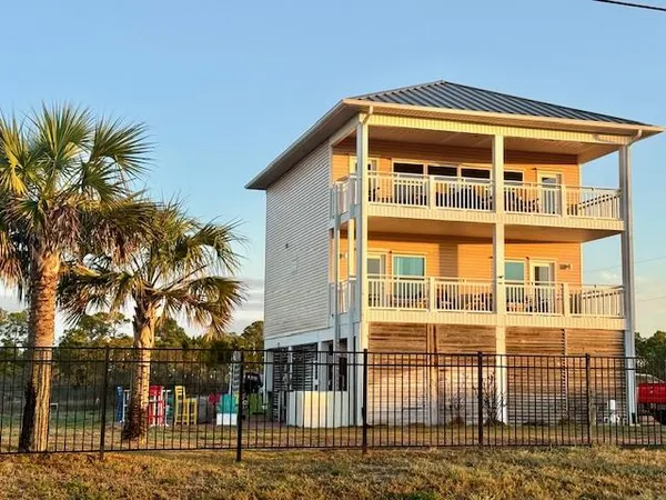 $980,000 | 501 West Gulf Beach Drive, Eastpoint, FL 32328