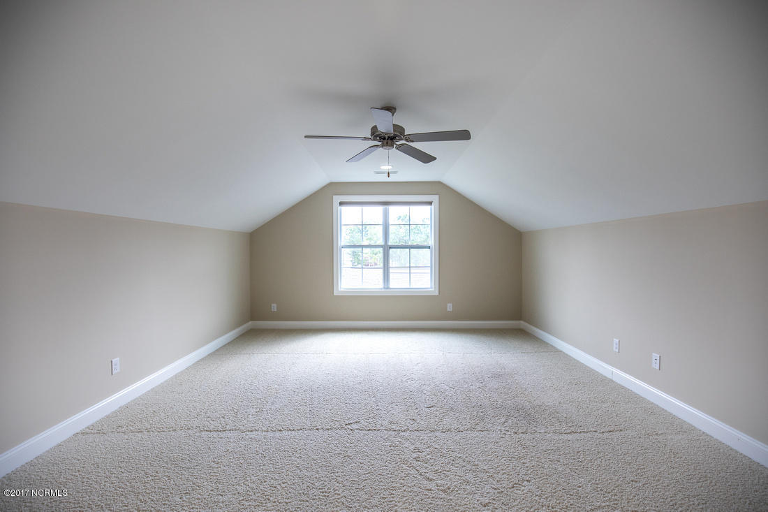 6022 Tarin Road Wilmington, NC 28409 - Photo 38 of 45 3rd floor with bathroom!